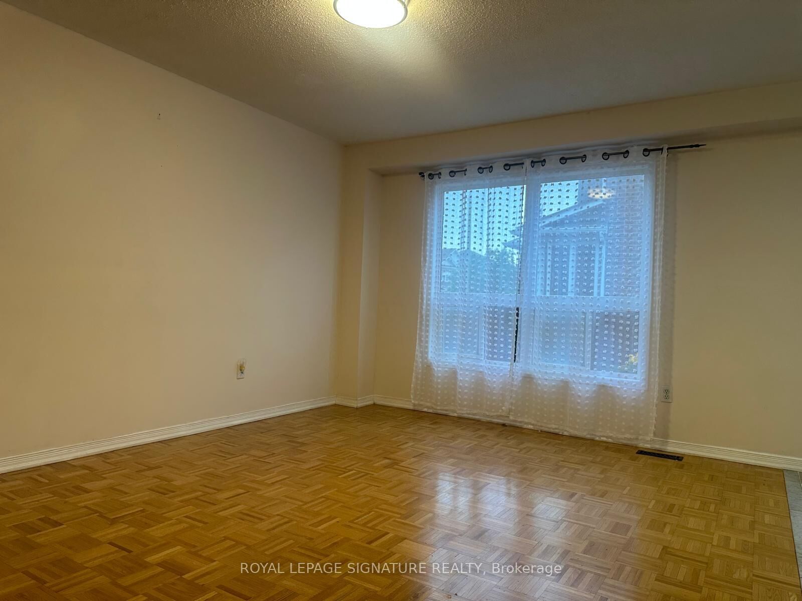 Property Photo:  28 Pompano Place  ON L6P 1N5 