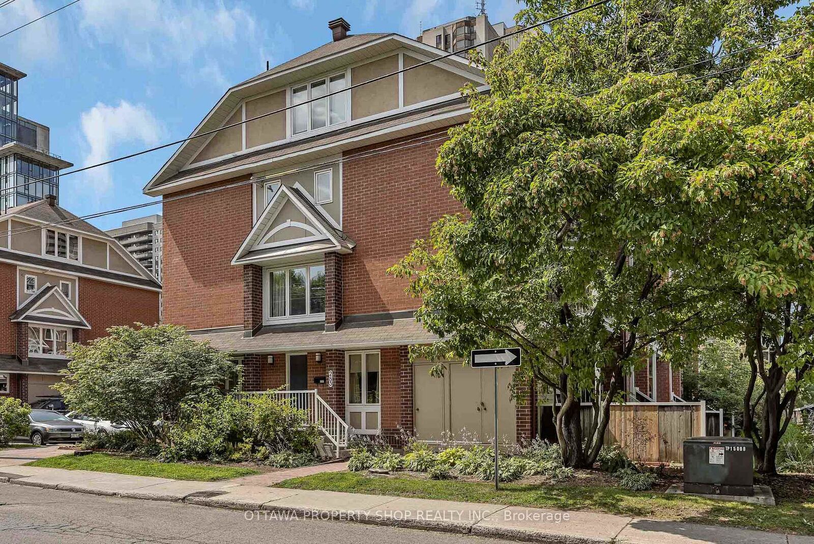 Property Photo:  283 Nepean Street .  ON K1R 5G2 