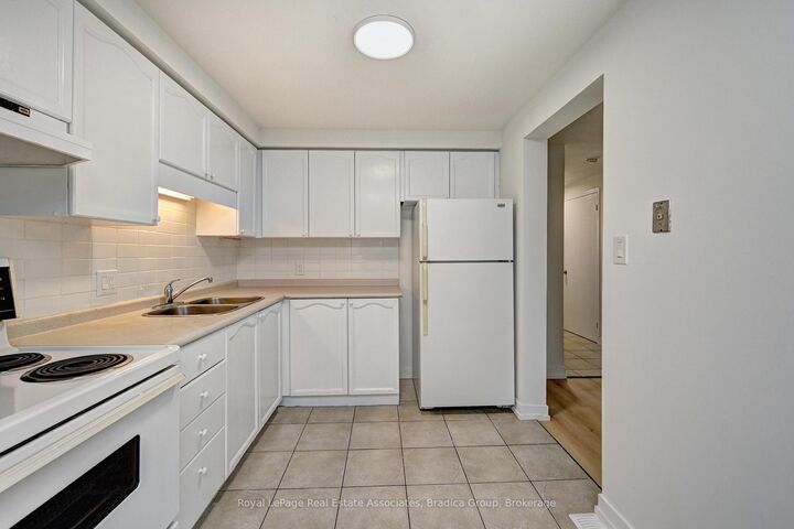 Property Photo: 16 Hartley Court ON N1R 8J4