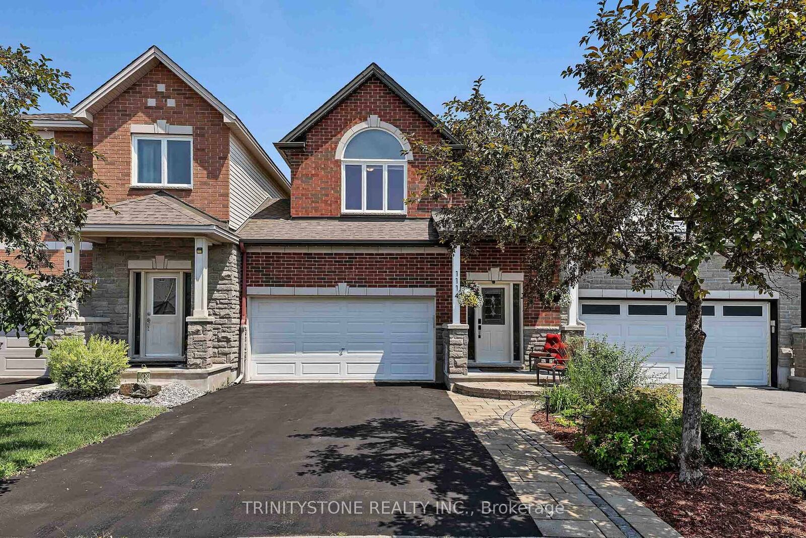 Photo de la propriété:  1114 Northgraves Crescent  ON K2M 0C7 