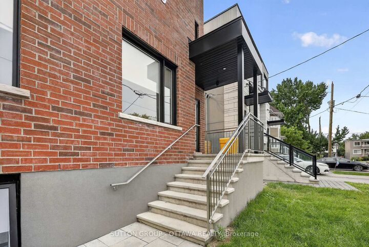 Property Photo: 250 Ferland Street 5 ON K1L 7T6