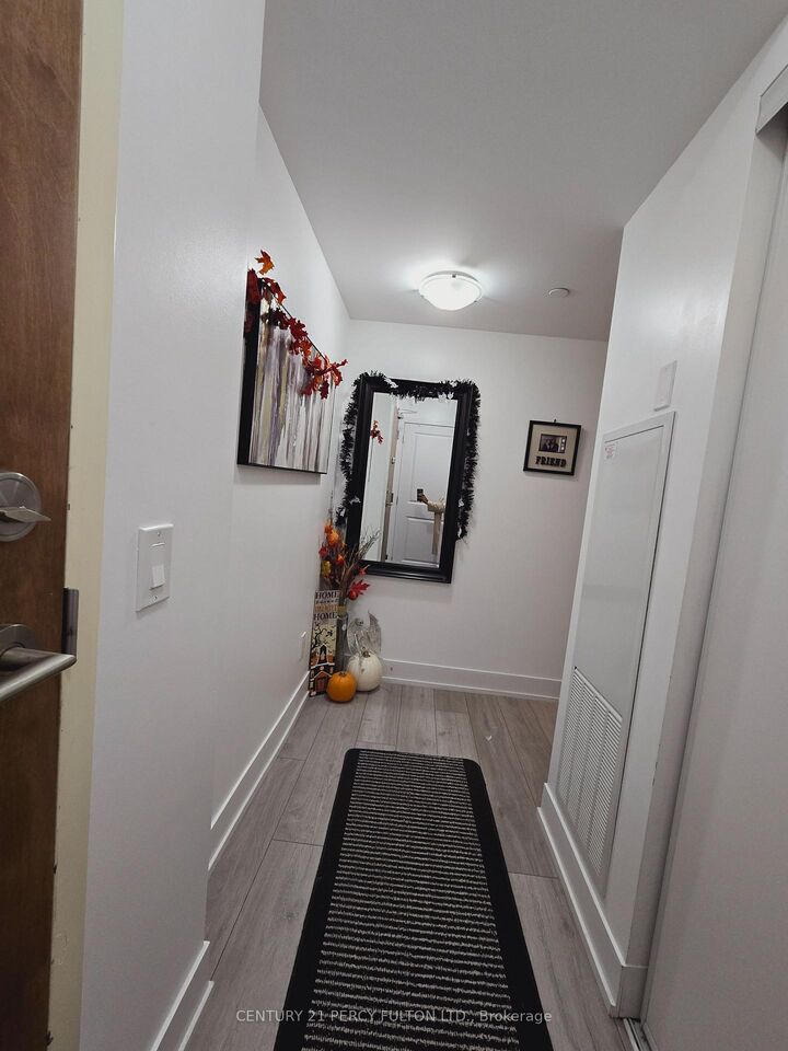 Property Photo:  1215 Bayly Street 1310  ON L1W 1L7 