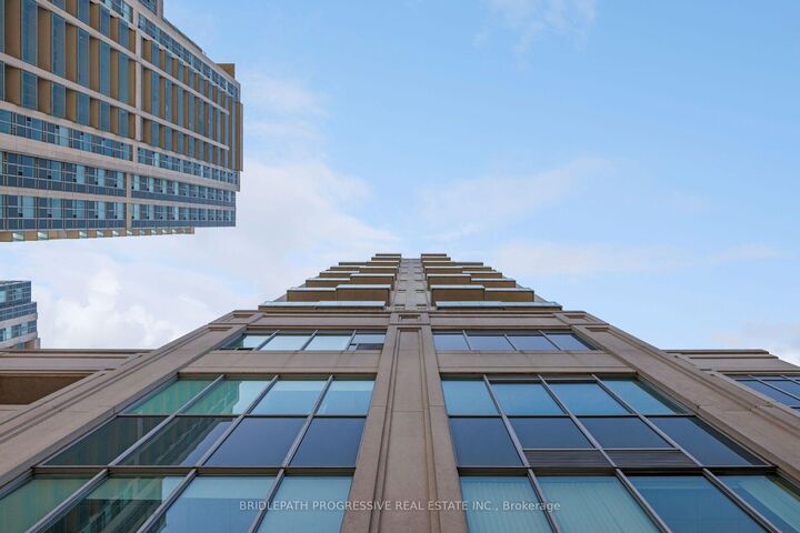 Property Photo: 1 Avondale Avenue 509 ON M2N 7J1