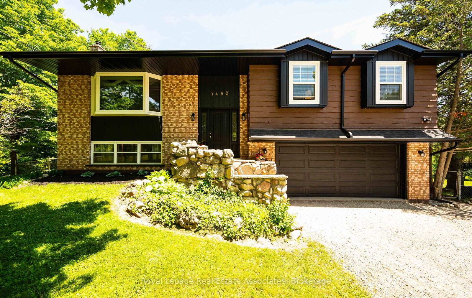 Property Photo: 7462 15 Side Road ON L9T 2X7