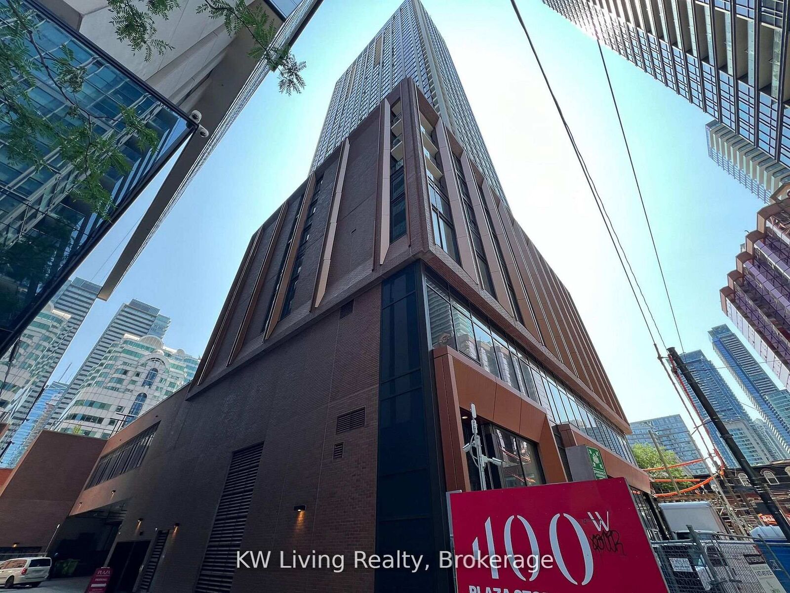 Property Photo: 400 King Street W 1722 ON M5V 0X8