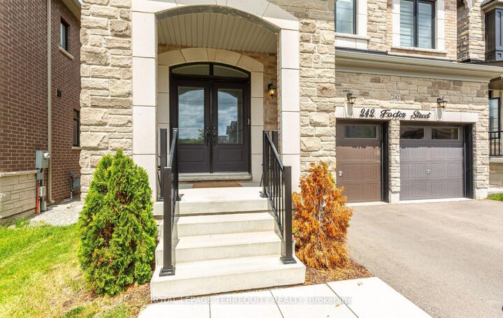 Property Photo: 242 Factor Street ON L4H 5C1