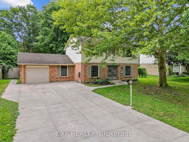 Property Photo: 42 Queen Mary Crescent ON N6H 4B4