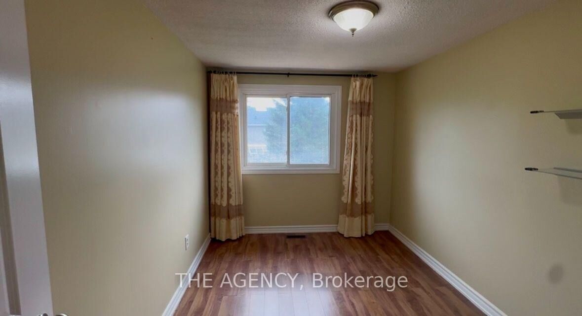 Property Photo:  14 Clydesdale Road  ON L3R 3S9 