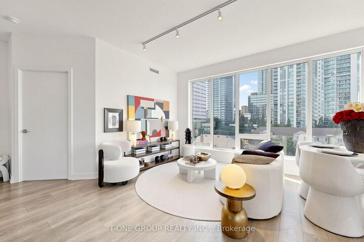 Property Photo: 28 Avondale Avenue 502 ON M2N 0K2