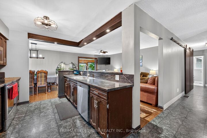 210 Hill Street — photo 1