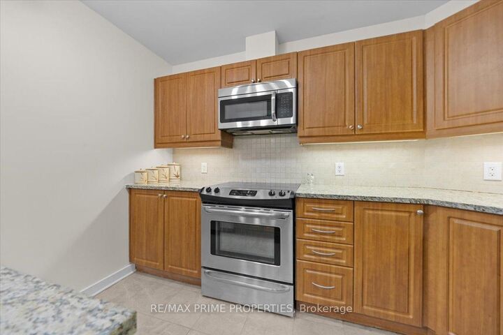 Photo de la propriété:  310 Centrum Boulevard 506  ON K1E 0A3 
