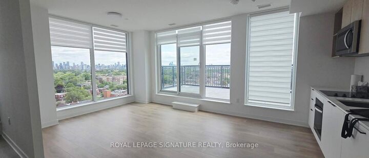 Property Photo:  1185 Dupont Street 904  ON M6H 0G5 