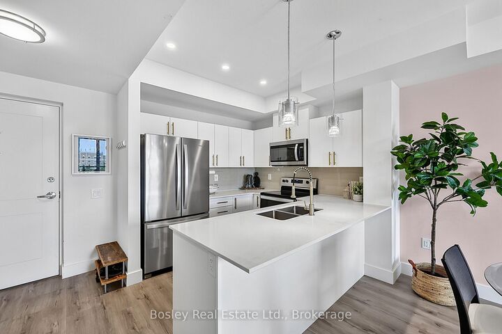 Property Photo: 4 Kimberly Lane 404 ON L9Y 5T6