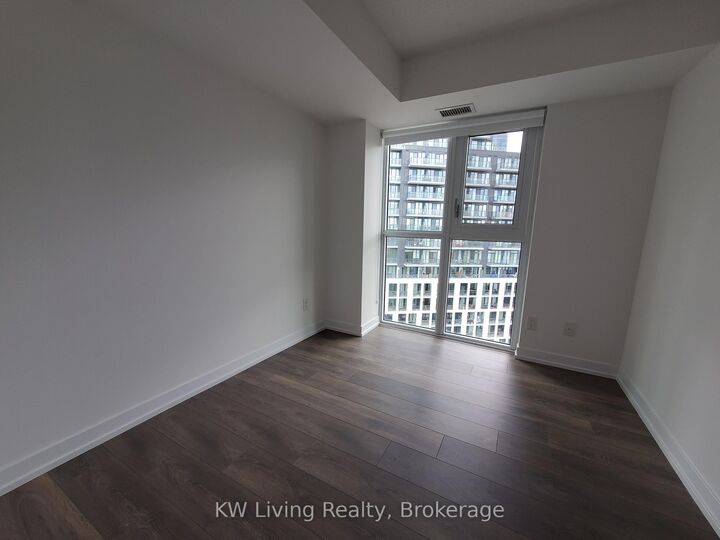 Property Photo: 219 Dundas Street 1607 ON M5A 0V1