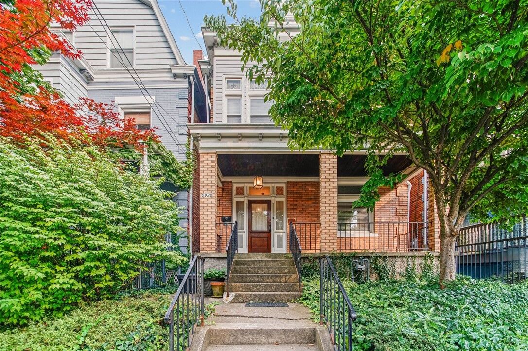Property Photo: 5920 Alder St PA 15232