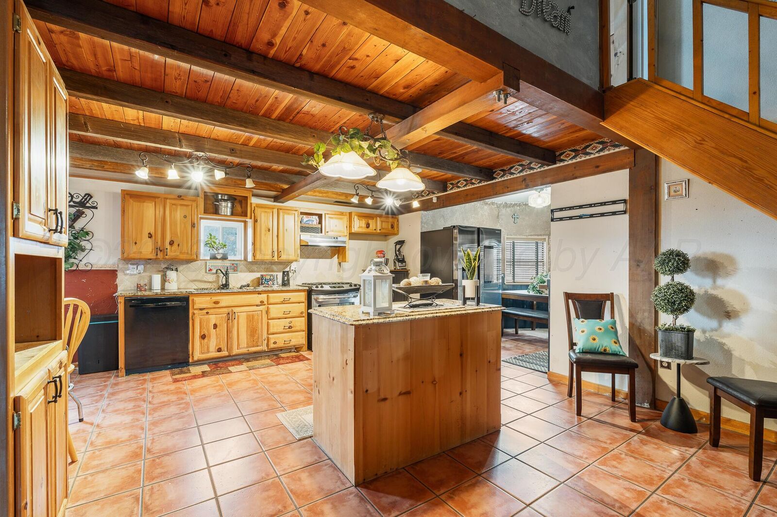 Property Photo: 1706 Lakeview Drive TX 79036