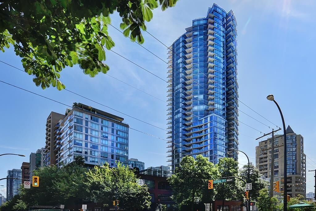 Property Photo:  1283 Howe Street 3104  BC V6Z 1C1 