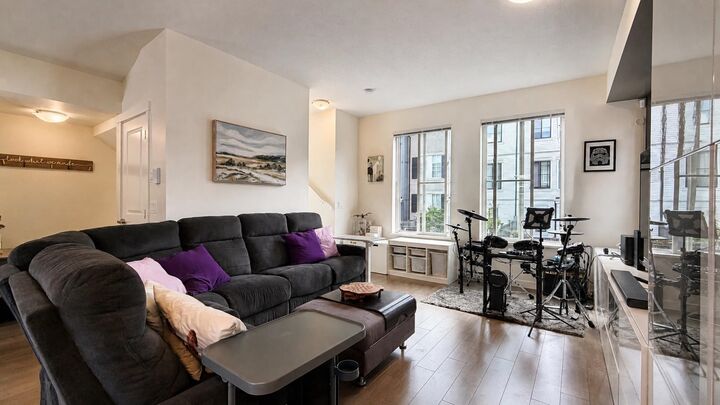 Photo de la propriété: 10735 84 Avenue 32 BC V4C 0C7