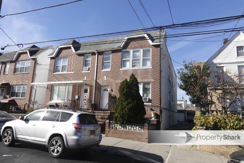Property Photo:  116 Bay 10th Street  NY 11228 