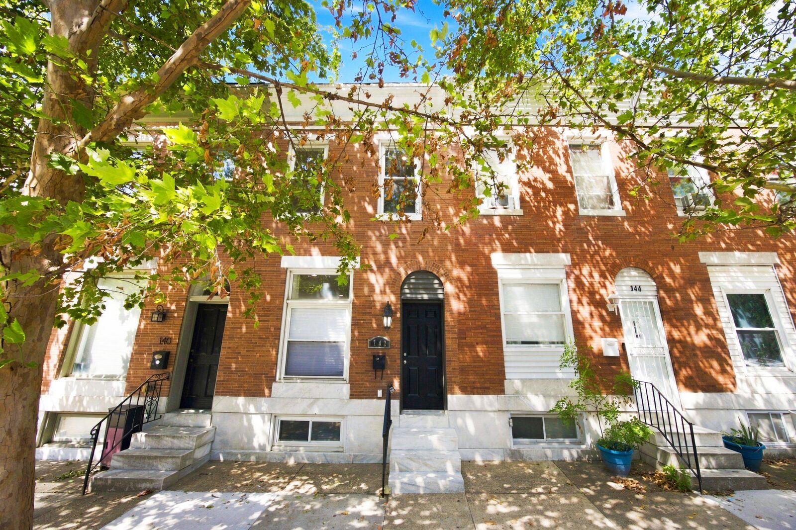 Property Photo: 142 N Linwood Avenue MD 21224
