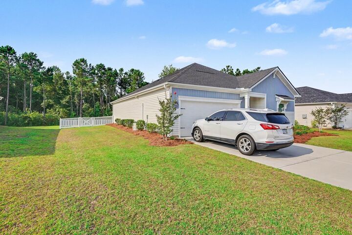 Property Photo: 812 Sandy Side Dr. SC 29566