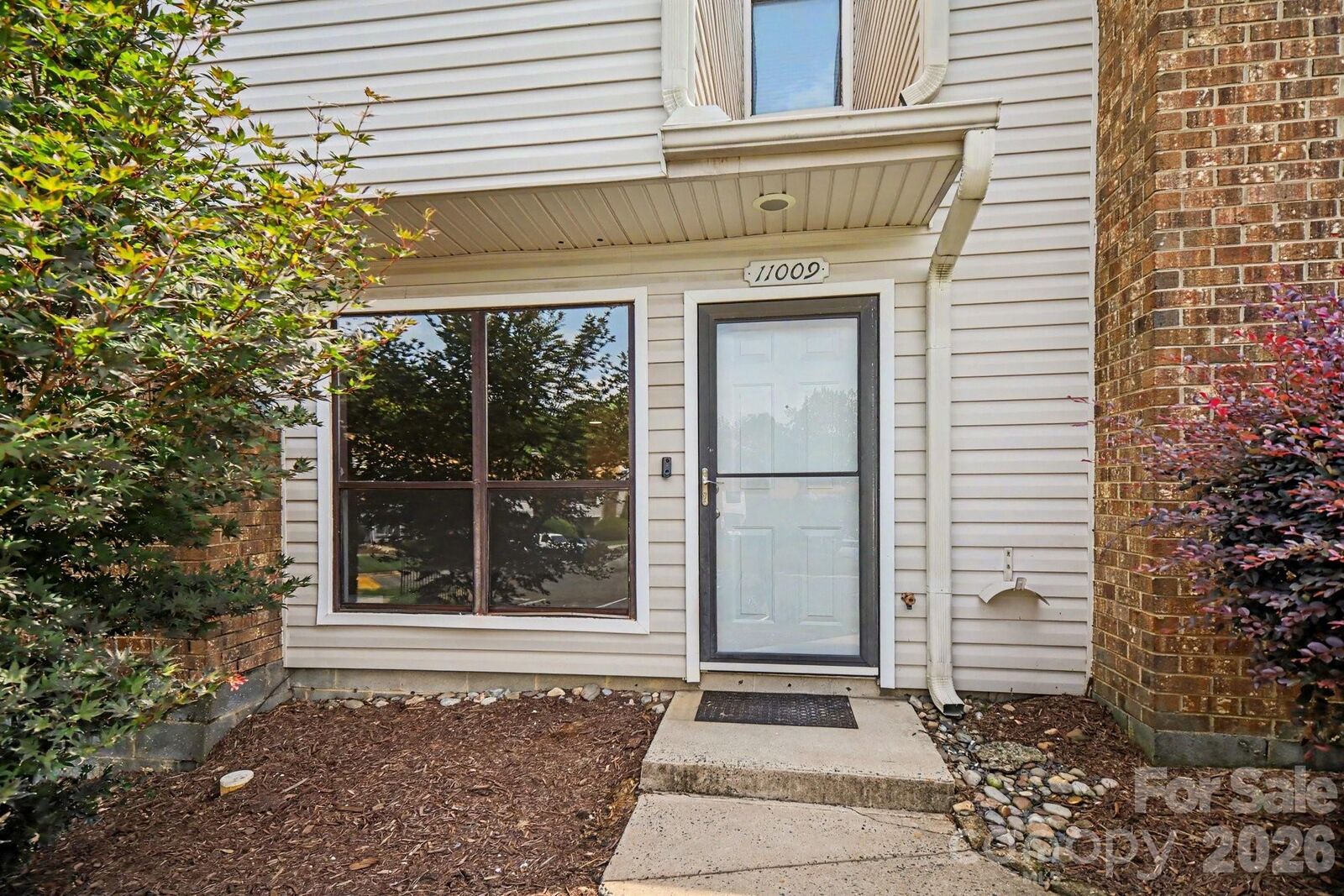 Property Photo: 11009 Carmel Crossing Road NC 28226
