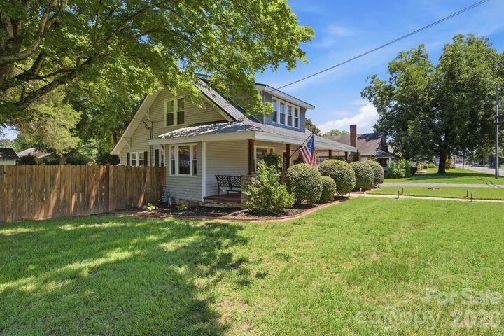 Property Photo:  397 Wilkesboro Street  NC 27028 