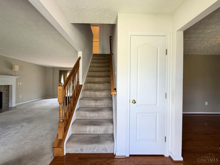 Property Photo:  934 Evergreen Park Lane  OH 45036 