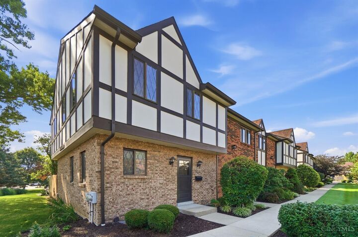 Property Photo:  9464 Haddington Court  OH 45251 