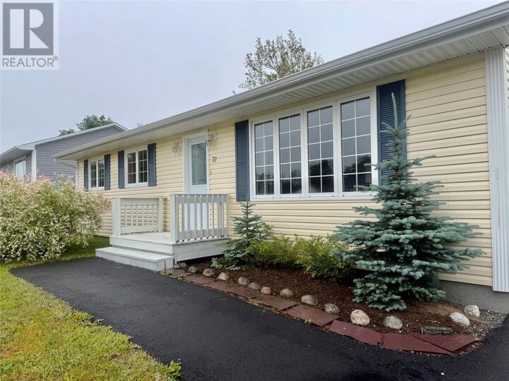 Property Photo:  37 Read Street  NL A1V 1E1 