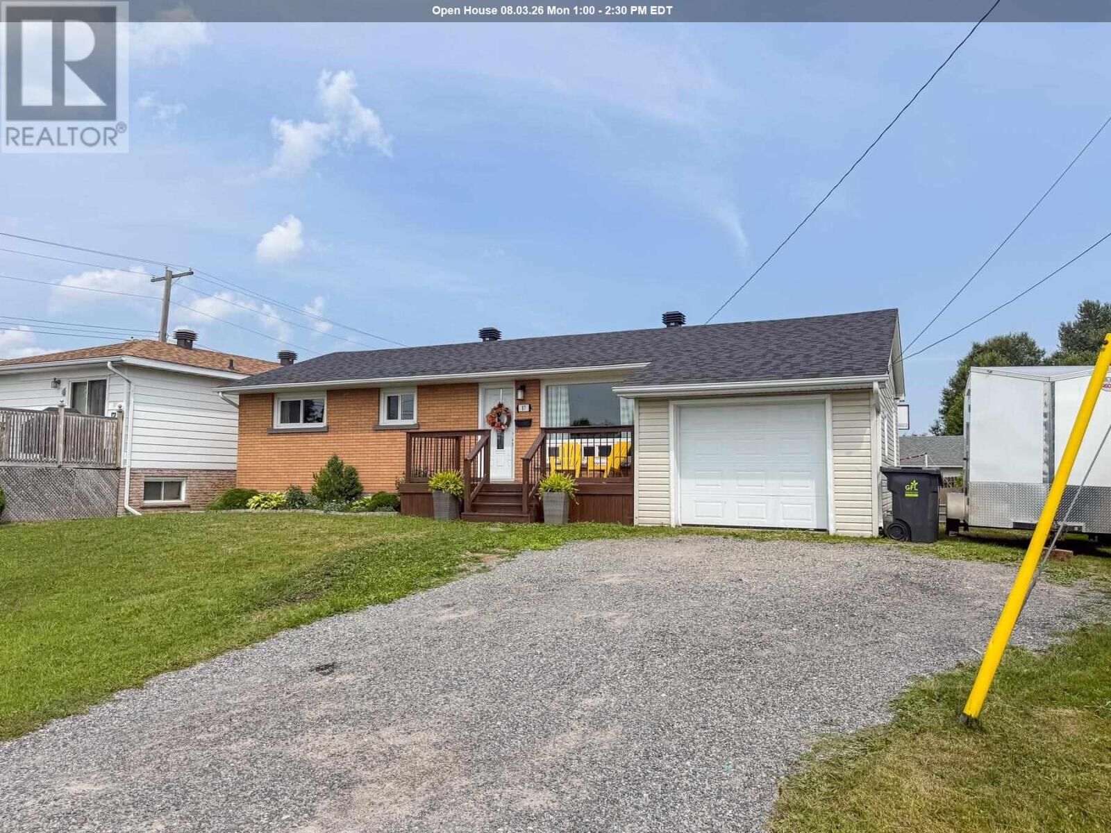 Property Photo:  87 Murton Ave  ON P6C 4G5 