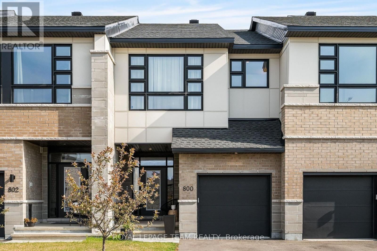 Property Photo: 800 Solarium Avenue ON K4M 0R6