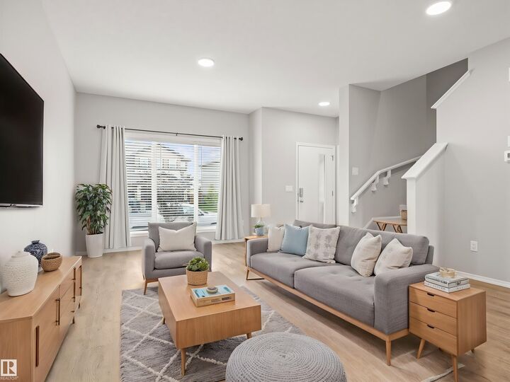 Property Photo:  103 South Creek Wynd  AB T7Z 0J9 