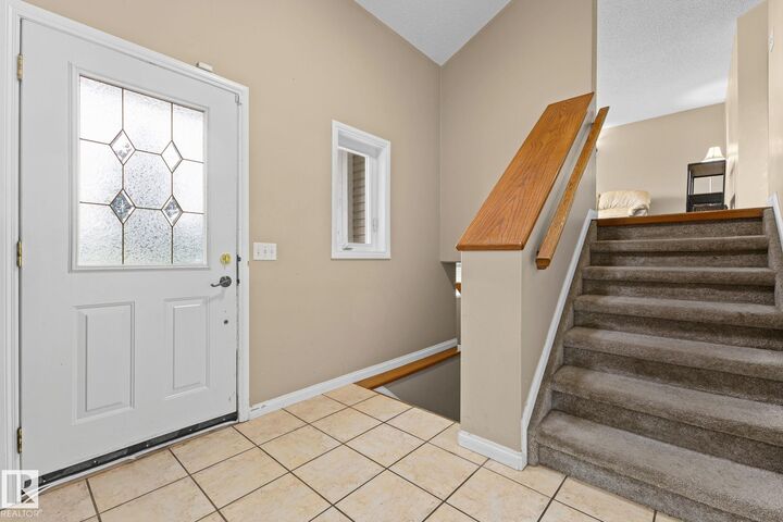 Property Photo:  4712 48 Street  AB T0E 1V0 