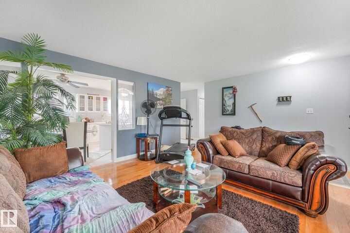 Property Photo:  8712 137 Avenue NW  AB T5E 1Y4 