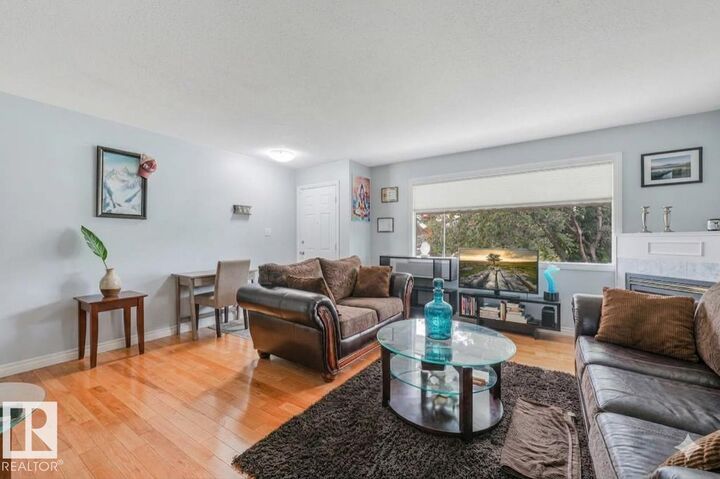 Property Photo: 8712 137 Avenue NW AB T5E 1Y4