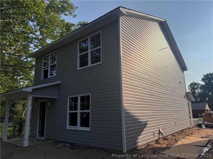Property Photo:  413 Jefferson Drive  NC 28304 