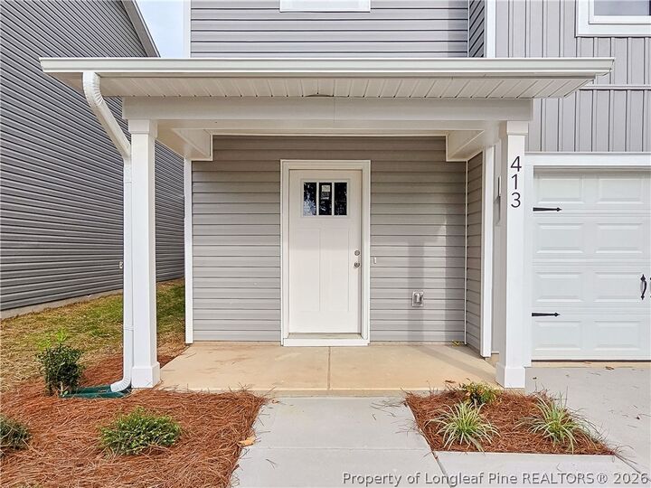 Property Photo:  413 Jefferson Drive  NC 28304 