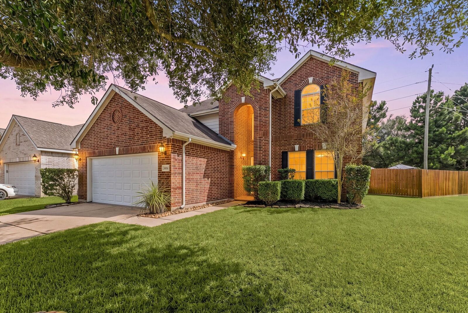 Property Photo: 23411 W Pine Ivy Lane TX 77375