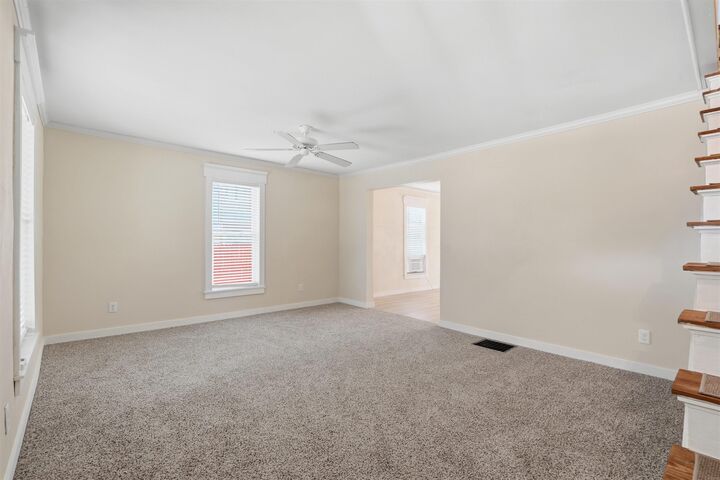 Property Photo:  409 Madison Street  IA 50658 