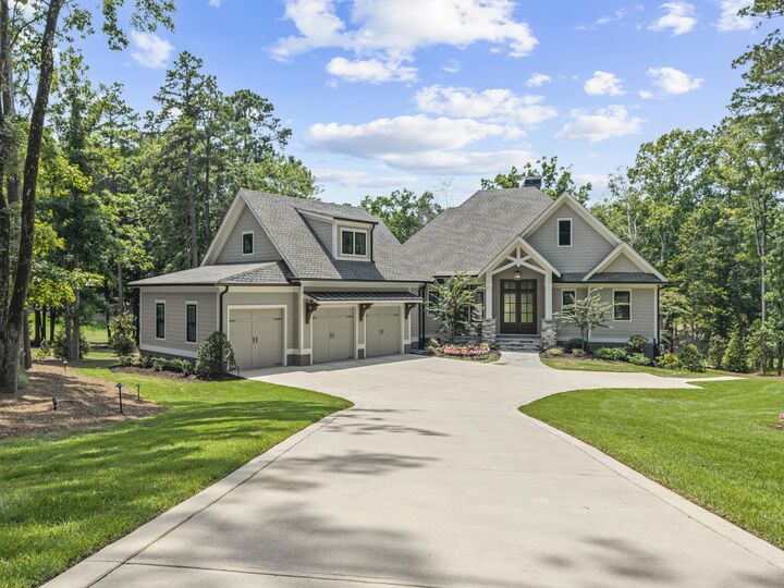 Property Photo:  1111 Scull Shoals Drive  GA 30642 