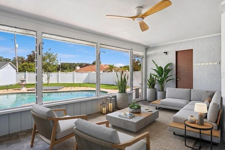 Property Photo:  1010 Paladin Court  FL 32812 