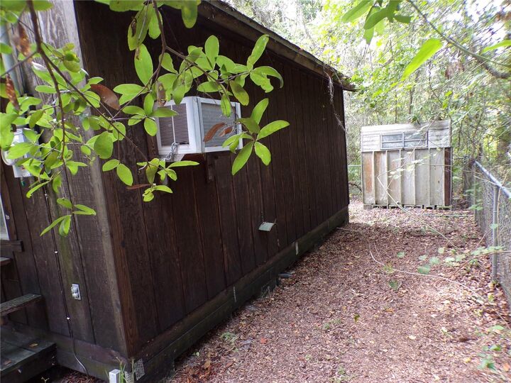 Property Photo: 30 NE 478th Avenue FL 32680