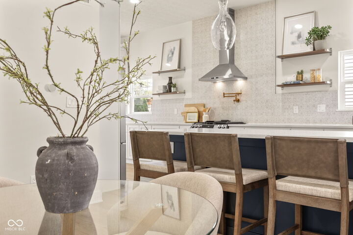 Property Photo: 560 Jefferson Avenue IN 46201