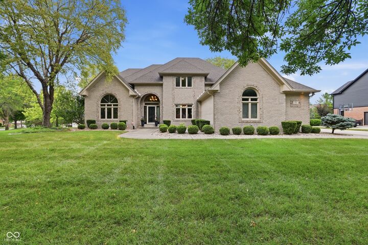 Property Photo:  3750 Eagle Crest Court  IN 46143 