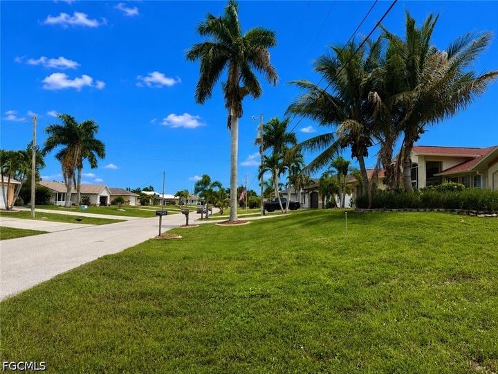 Property Photo: 2120 SW 5th Avenue FL 33991