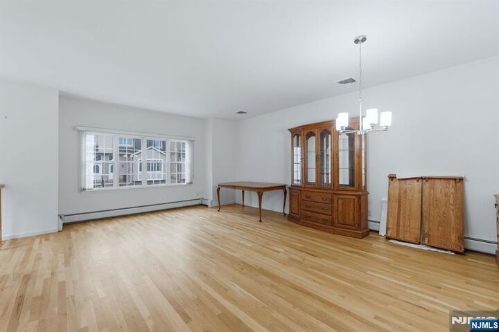 Property Photo: 156 Stonegate Trail 156 NJ 07626