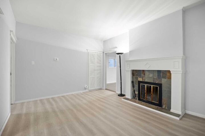 Property Photo: 528 21 Avenue SW AB T2S 0H1
