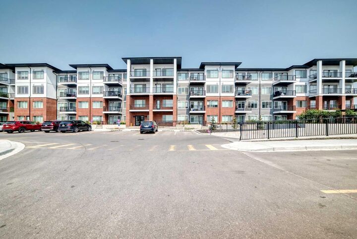 Property Photo:  6 Merganser Drive W 2110  AB T1X 2Y2 
