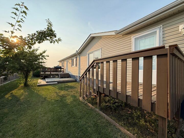 Property Photo:  349 Railway Avenue 48  AB T0J 0Z0 